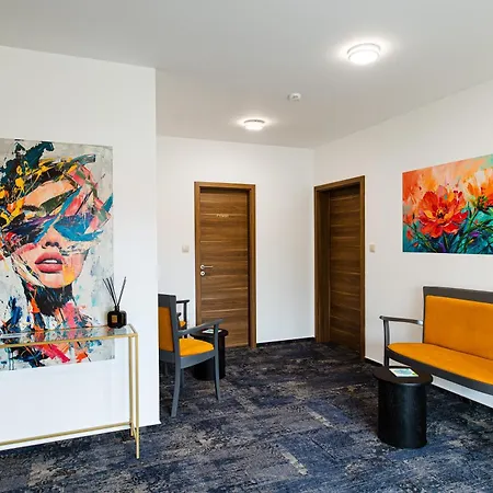 Kqc Boutique Aparthotel