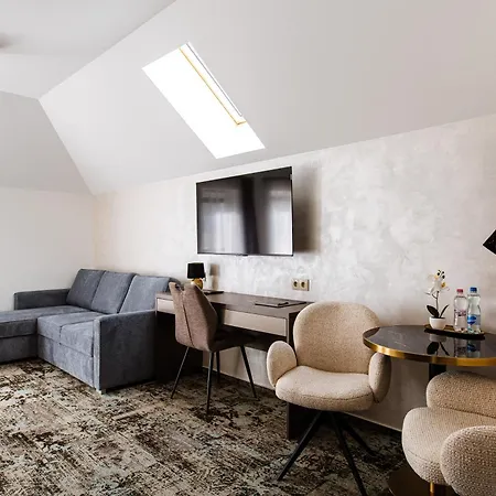 Lägenhetshotell Kqc Boutique 4*